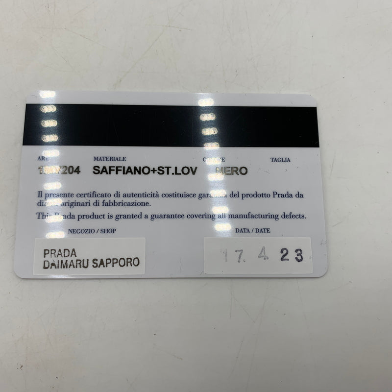 【中古品】【メンズ/レディース】 PRADA プラダ 1MV204 SAFFIANO+SV.LOV レザーウォレット 二つ折り財布 サフィアーノ ロゴ 181-260709-ko-10-tei カラー：ブラック 万代Net店