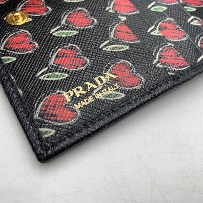 【中古品】【メンズ/レディース】 PRADA プラダ 1MV204 SAFFIANO+SV.LOV レザーウォレット 二つ折り財布 サフィアーノ ロゴ 181-260709-ko-10-tei カラー：ブラック 万代Net店
