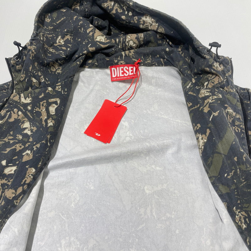【中古品】【メンズ】 DIESEL ディーゼル J-LINT CAMOUFLAGE JACKET A16666 25SS ジェイ リント カモフラージュジャケット アウター 141-260701-sa-12-tei サイズ：48 カラー：迷彩柄 万代Net店
