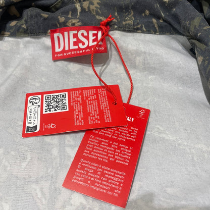 【中古品】【メンズ】 DIESEL ディーゼル J-LINT CAMOUFLAGE JACKET A16666 25SS ジェイ リント カモフラージュジャケット アウター 141-260701-sa-12-tei サイズ：48 カラー：迷彩柄 万代Net店