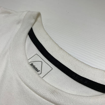 【中古品】【メンズ】 F.C.R.B エフシーアールビー 54STARS S/S TEE FCRB-252105 54スターズ ショートスリーブ Tシャツ 半袖 トップス 142-260716-ko-02-tei サイズ：L カラー：ホワイト 万代Net店