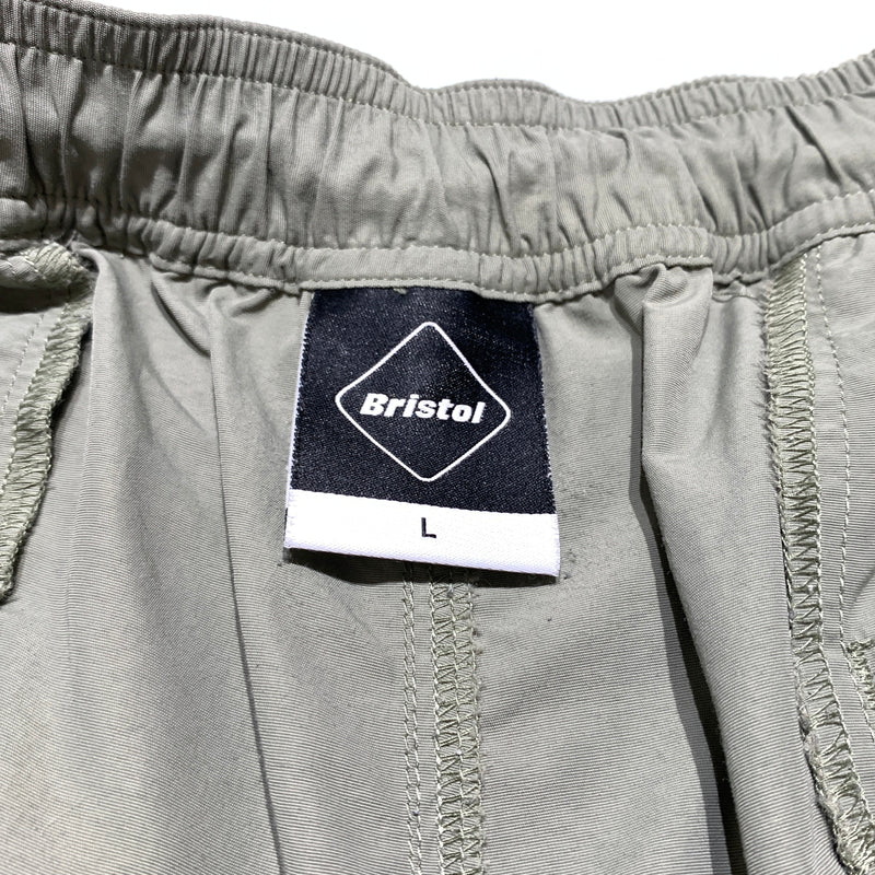 【中古品】【メンズ】 F.C.R.B. エフシーアールビー SUPPLEX NYLON EASY SHORTS FCRB-250025 サプレックスナイロン イージーショーツ ボトムス ハーフパンツ 153-260701-ko-08-tei サイズ：L カラー：カーキ 万代Net店
