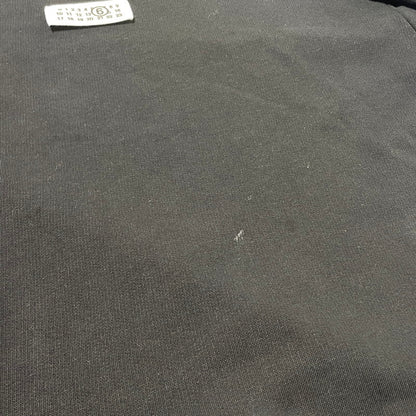 【中古品】【メンズ】 MM6 MAISON MARGIELA エムエムシックス メゾン マルジェラ 25AW MM6 LOGO SWEAT S52GU0247 25年秋冬 エムエムシックス ロゴスウェット 長袖 トップス トレーナー 140-260706-sa-11-tei サイズ：L カラー：ブラック 万代Net店