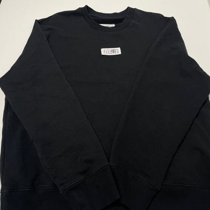 【中古品】【メンズ】 MM6 MAISON MARGIELA エムエムシックス メゾン マルジェラ 25AW MM6 LOGO SWEAT S52GU0247 25年秋冬 エムエムシックス ロゴスウェット 長袖 トップス トレーナー 140-260706-sa-11-tei サイズ：L カラー：ブラック 万代Net店