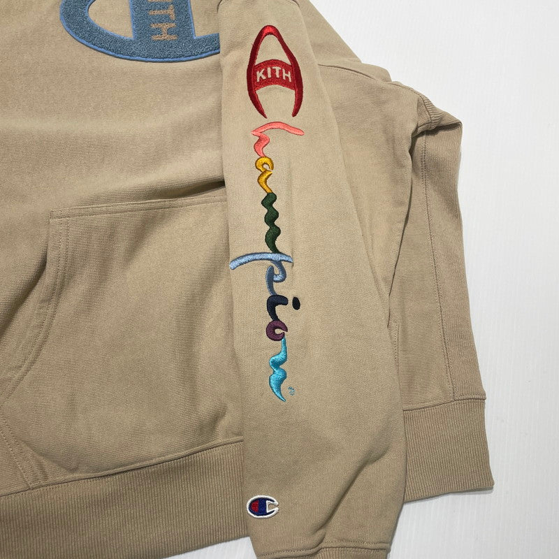 【中古品】【メンズ】 KITH キス × CHAMPION チャンピオン 別注コラボ LOGO HOODIE ロゴ フーディ 長袖 トップス プルーオーバー パーカー 142-260706-sa-09-tei サイズ：M カラー：ベージュ 万代Net店