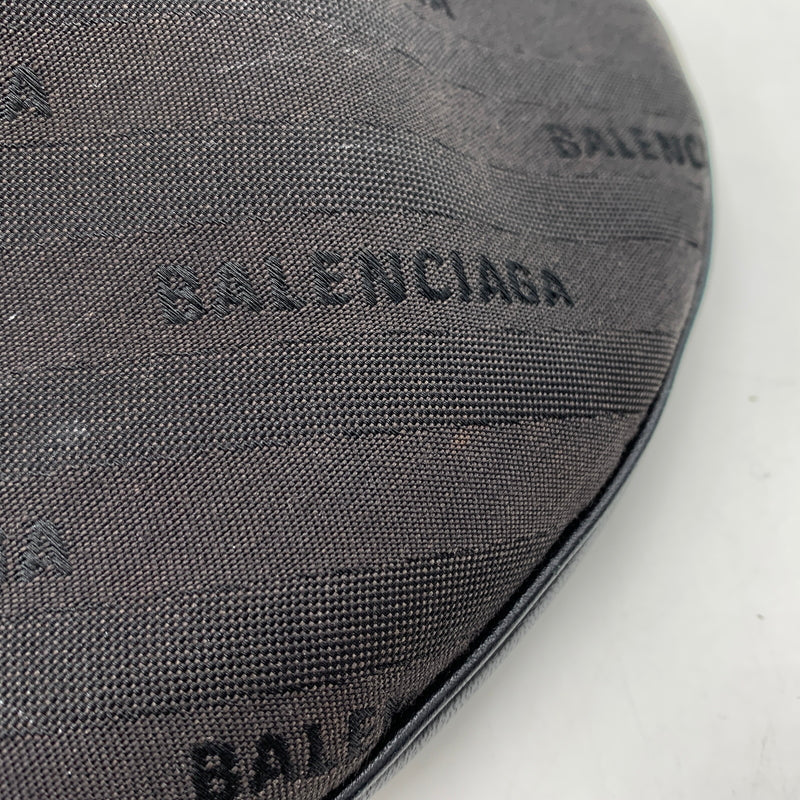 【中古品】【メンズ】 BALENCIAGA バレンシアガ 518163 スーベニアXS ジャガードロゴ ボディバッグ カバン ショルダーバッグ 180-260709-ko-13-tei カラー：ブラック系 万代Net店