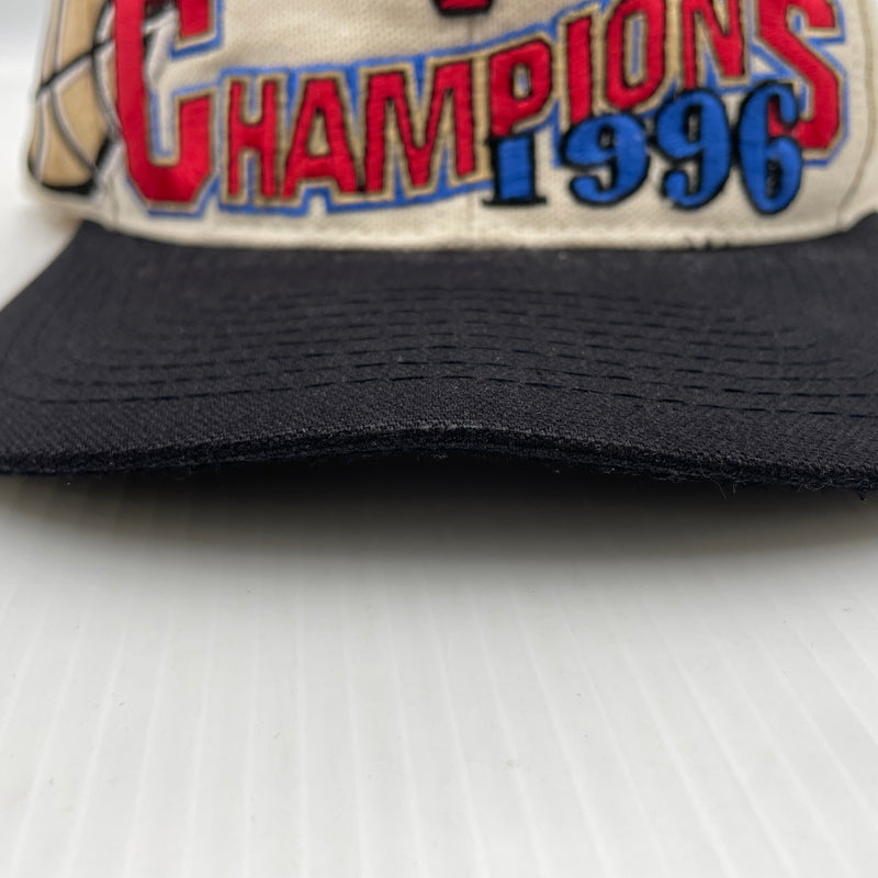 【中古品】【メンズ】 LOGO ATHLETIC ロゴアスレチック NBA CHICAGO BULLS CHAMPION CAP エヌビーエー シカゴ ブルズ チャンピオン キャップ 帽子 ツートーンキャップ 185-260805-ko-04-tei カラー：ベージュ系/ブラック系 万代Net店