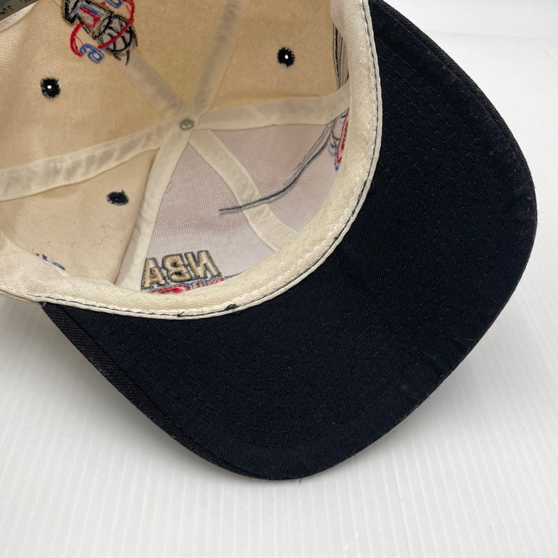【中古品】【メンズ】 LOGO ATHLETIC ロゴアスレチック NBA CHICAGO BULLS CHAMPION CAP エヌビーエー シカゴ ブルズ チャンピオン キャップ 帽子 ツートーンキャップ 185-260805-ko-04-tei カラー：ベージュ系/ブラック系 万代Net店