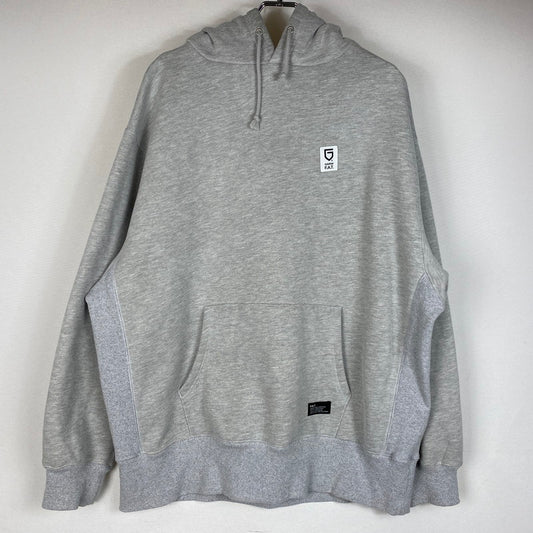 【中古品】【メンズ】 FAT エフエーティー × GARNI ガルニ 別注コラボ HOODIE F32221-SW09-AB フーディー トップス プルーオーバーパーカー 142-260716-ss-04-tei サイズ：FAT カラー：グレー 万代Net店