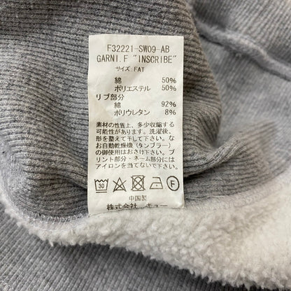 【中古品】【メンズ】 FAT エフエーティー × GARNI ガルニ 別注コラボ HOODIE F32221-SW09-AB フーディー トップス プルーオーバーパーカー 142-260716-ss-04-tei サイズ：FAT カラー：グレー 万代Net店