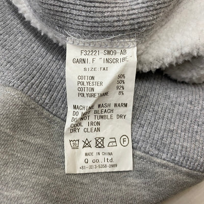 【中古品】【メンズ】 FAT エフエーティー × GARNI ガルニ 別注コラボ HOODIE F32221-SW09-AB フーディー トップス プルーオーバーパーカー 142-260716-ss-04-tei サイズ：FAT カラー：グレー 万代Net店