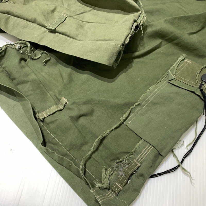 【中古品】【メンズ】 MINUS マイナス SLASH SEAM HBT CARGO VINTAGE SLEEPING BAG CASE M-23S-SSHBT スラッシュ シーム ヘリンボーンツイル カーゴパンツ ボトムス ショーツ 151-260705-ko-07-tei サイズ：2 カラー：カーキ 万代Net店