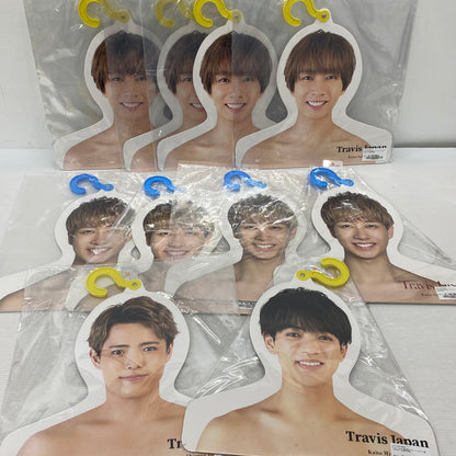 【中古美品】 Travis Japan グッズまとめ売り フォトハンガー エロハン アクスタ うちわ トラビスジャパン 086-260704-nm-02-tei 万代Net店