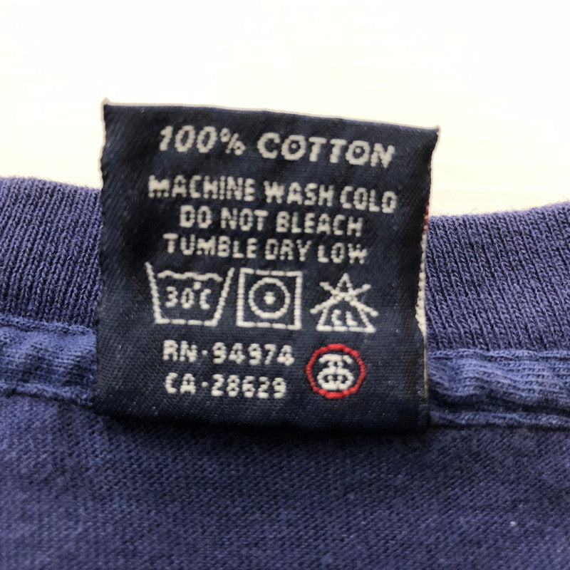【現状渡し品】【メンズ】 STUSSY ステューシー 90's 20TH INTL. SURPLUS SS TEE 90年代 20周年 インターナショナル サープラス 半袖 トップス 142-260711-sa-03-tei サイズ：L カラー：ネイビー 万代Net店