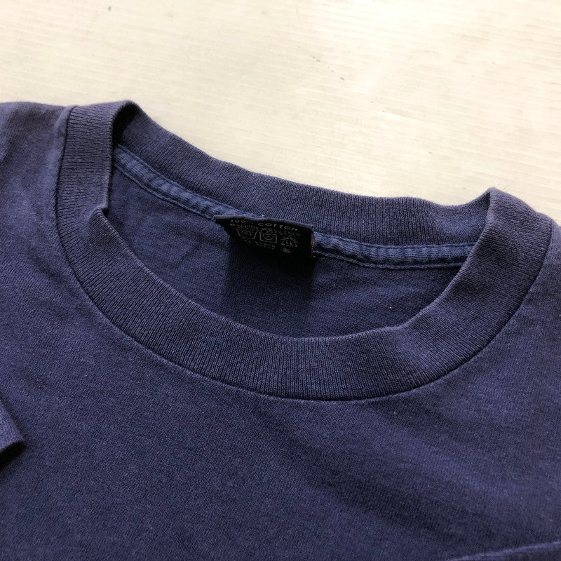 【現状渡し品】【メンズ】 STUSSY ステューシー 90's 20TH INTL. SURPLUS SS TEE 90年代 20周年 インターナショナル サープラス 半袖 トップス 142-260711-sa-03-tei サイズ：L カラー：ネイビー 万代Net店