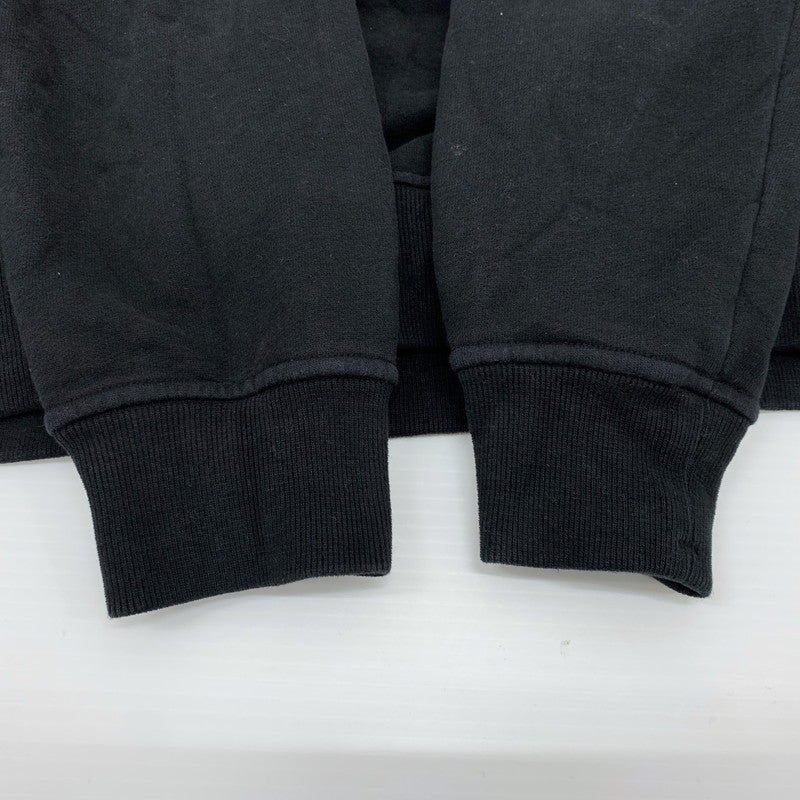 【中古品】【メンズ】 STONE ISLAND ストーンアイランド SHOULDER POCKET CREWNECK SWEAT SHIRT 791560577 ショルダーポケット クルーネック スウェット シャツ 長袖 トップス トレーナー 141-260707-yo-06-tei サイズ：S カラー：ブラック 万代Net店