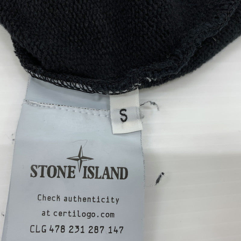 【中古品】【メンズ】 STONE ISLAND ストーンアイランド SHOULDER POCKET CREWNECK SWEAT SHIRT 791560577 ショルダーポケット クルーネック スウェット シャツ 長袖 トップス トレーナー 141-260707-yo-06-tei サイズ：S カラー：ブラック 万代Net店