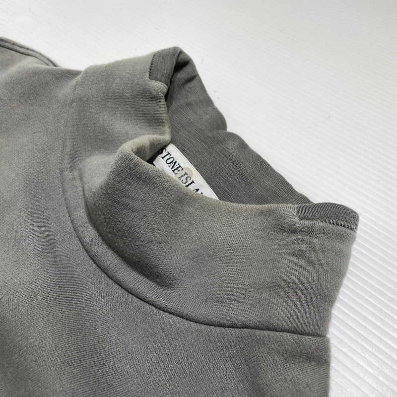 【中古品】【メンズ】 STONE ISLAND ストーン アイランド PATCH MOCK NECK SWEAT 3515647 パッチ付き モックネックスウェット 長袖 トップス トレーナー 141-260707-sa-08-tei サイズ：M カラー：グレー 万代Net店