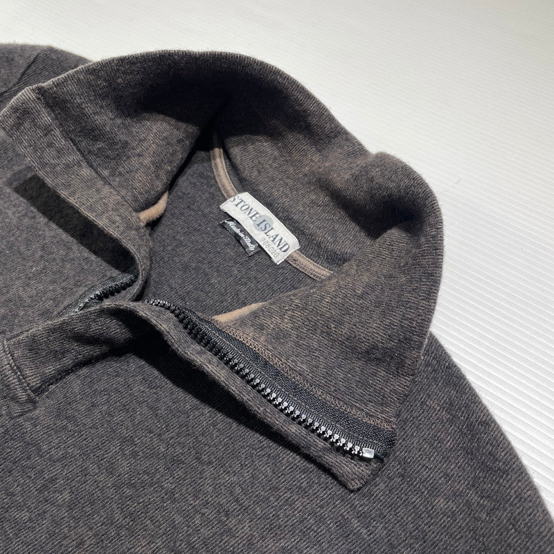 【中古品】【メンズ】 STONE ISLAND ストーン アイランド HALF ZIP SWEATER ハーフ ジップ スウェット 長袖 トップス トレーナー 141-260707-sa-06-tei サイズ：L カラー：グレー系/ブラウン系 万代Net店
