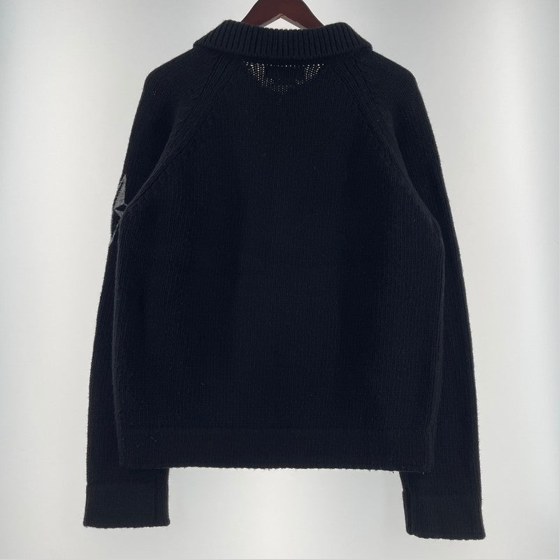 【中古品】【メンズ】 STONE ISLAND ストーン アイランド SLEEVE LOGO L/S KNIT POLOSHIRT 袖ロゴ 長袖 ニット ポロシャツ 長袖 トップス 141-260707-sa-07-tei サイズ：M カラー：ブラック 万代Net店