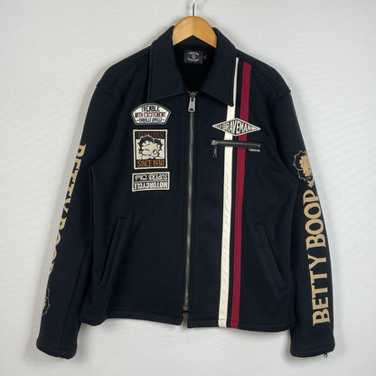 【中古品】【メンズ】 THE BRAVEMAN ザ ブレイブマン × BETTYBOOP ベティ ブープ 別注コラボ BRUSHED BACK 裏ボア アウター 145-260708-sa-09-tei サイズ：L カラー：ブラック 万代Net店