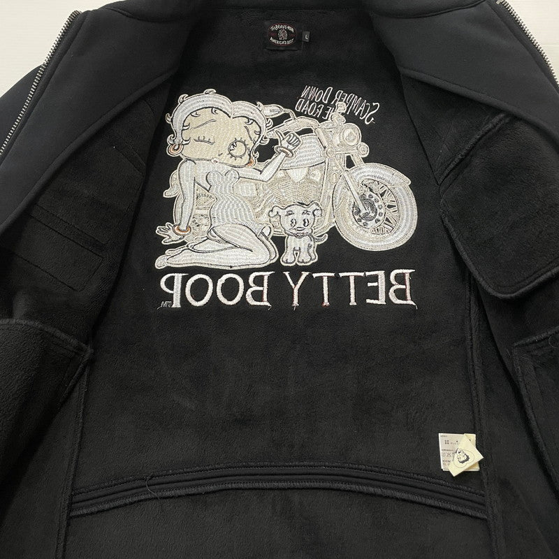 【中古品】【メンズ】 THE BRAVEMAN ザ ブレイブマン × BETTYBOOP ベティ ブープ 別注コラボ BRUSHED BACK 裏ボア アウター 145-260708-sa-09-tei サイズ：L カラー：ブラック 万代Net店