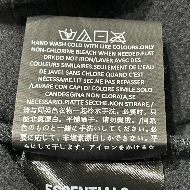 【中古品】【メンズ】 ESSENTIALS エッセンシャルズ COLLEGE LOGO HOODIE "2026" カレッジ ロゴ フーディー 2026年 トップス プルーオーバー パーカー 142-260708-sa-16-tei サイズ：M カラー：ブラック 万代Net店