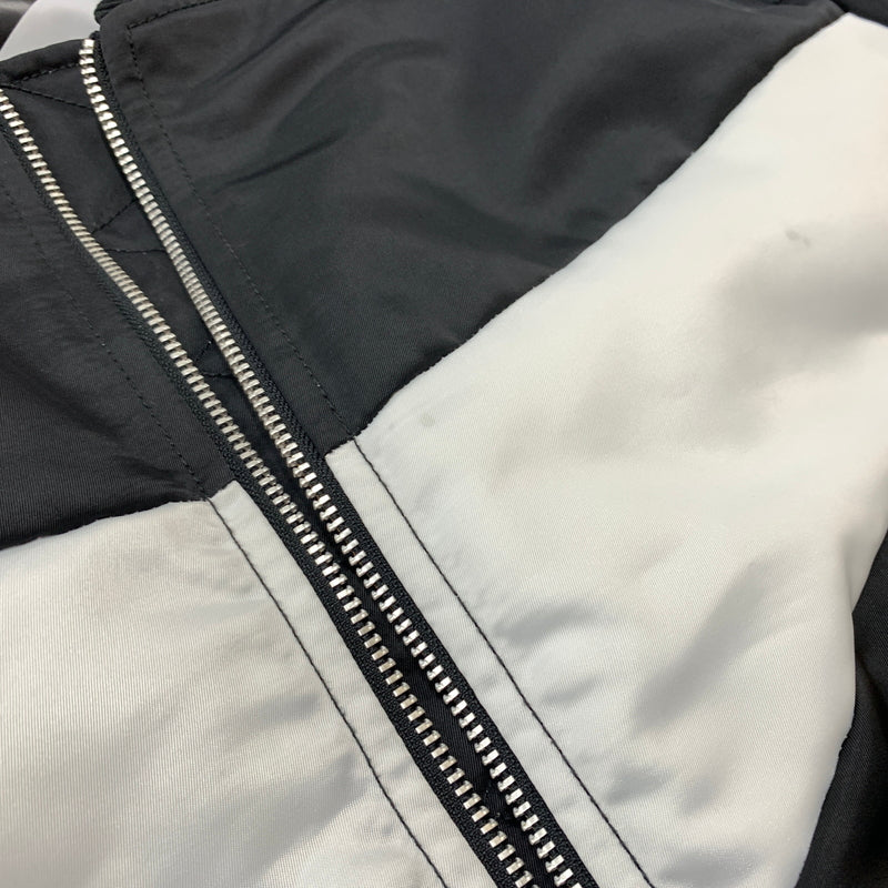 【中古品】【メンズ】 NIKE ナイキ DD6056-010 AS M NSW SYNFL SWOOSH BOMBER "BLACK WHITE" メンズ スウィッシュ ボンバー ジャケット ブラック ホワイト アウター リバーシブル 148-260710-sa-18-tei サイズ：S カラー：ブラック 万代Net店