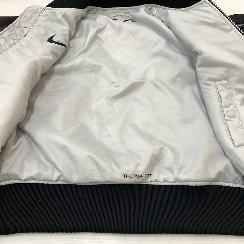 【中古品】【メンズ】 NIKE ナイキ DD6056-010 AS M NSW SYNFL SWOOSH BOMBER "BLACK WHITE" メンズ スウィッシュ ボンバー ジャケット ブラック ホワイト アウター リバーシブル 148-260710-sa-18-tei サイズ：S カラー：ブラック 万代Net店