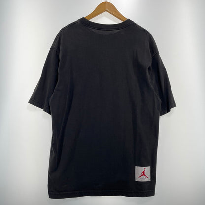 【中古品】【メンズ】 AIR JORDAN エアジョーダン AS MJ FLT SS GRAPHIC CREW CV5109-010 フライト ショートスリーブ グラフィック クルー Tシャツ 半袖 トップス 148-260826-yo-07-teih サイズ：L カラー：ブラック 万代Net店