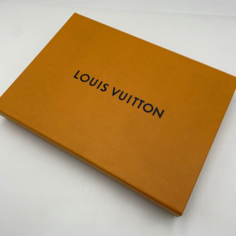 【中古品】【メンズ/レディース】 LOUIS VUITTON ルイ・ヴィトン M80849 ニュースペーパー クラッチ エブリデイLV カバン セカンドバッグ 179-260711-ko-07-tei カラー：柄 万代Net店