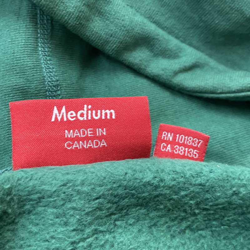 【現状渡し品】【メンズ】 SUPREME シュプリーム × KAWS カウズ 別注コラボ CHALK LOGO HOODED SWEATSHIRT チョーク ロゴ フーディ スウェットシャツ 長袖 トップス トレーナー 149-260712-sa-13-tei サイズ：M カラー：グリーン 万代Net店