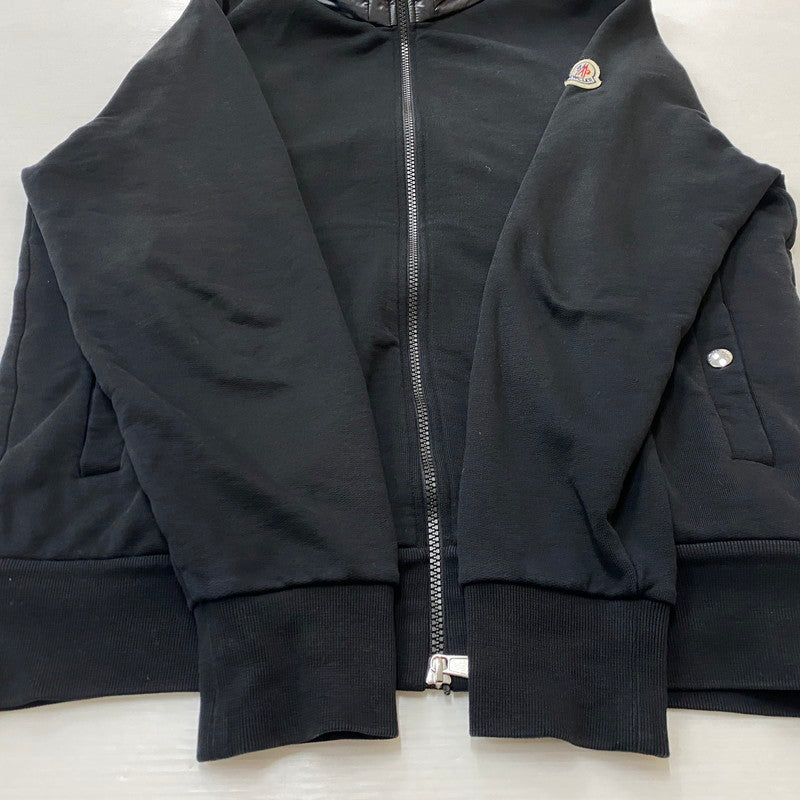 【中古品】【メンズ】 MONCLER モンクレール FELPA CON ZIP BLACK I20918G00037 フェルパ コン ジップ ブラック アウター 141-260712-sa-03-tei サイズ：S カラー：ブラック 万代Net店