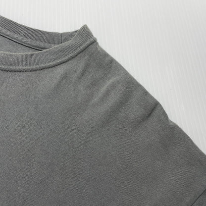 【中古品】【メンズ】 UNDERCOVER アンダーカバー × WTAPS ダブルタップス 別注 コラボ 25SS INDIVIDUALITY SS COTTON TEE 251ZUUCD-CSM06S インディビジュアリティー コットン Tシャツ 半袖 七人の侍 140-260713-yo-09-tei サイズ：2 カラー：グレー 万代Net店