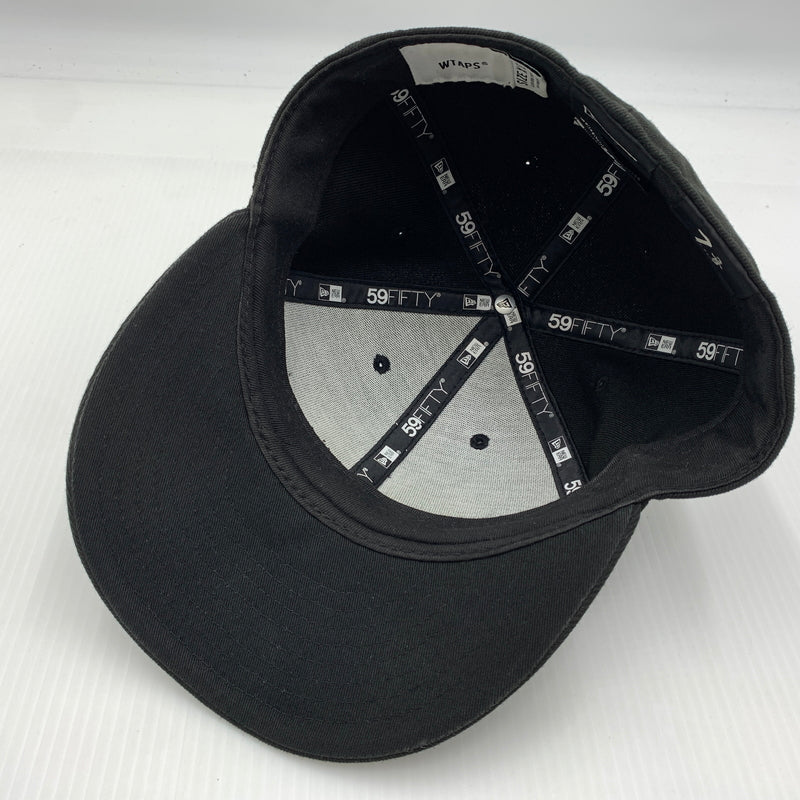 【中古品】【メンズ】 WTAPS ダブルタップス × NEW ERA ニューエラ 別注コラボ 59FIFTY LOW PROFILE CAP POLY. TWILL. NEWERA. LEAGUE ロー プロファイル キャップ 帽子 185-260730-yo-12-tei サイズ：７ 3/8 カラー：ブラック 万代Net店