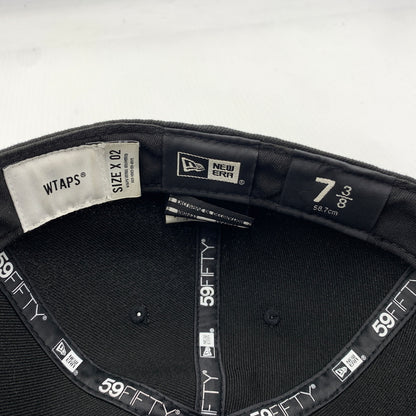 【中古品】【メンズ】 WTAPS ダブルタップス × NEW ERA ニューエラ 別注コラボ 59FIFTY LOW PROFILE CAP POLY. TWILL. NEWERA. LEAGUE ロー プロファイル キャップ 帽子 185-260730-yo-12-tei サイズ：７ 3/8 カラー：ブラック 万代Net店