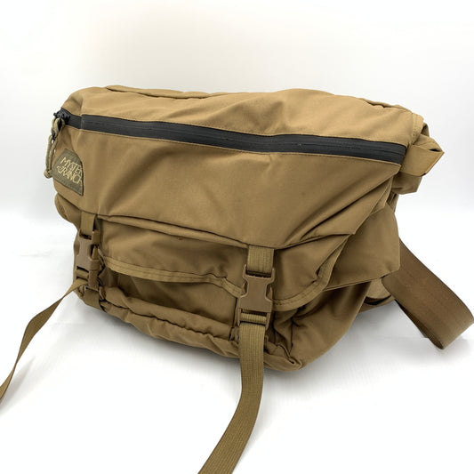 【現状渡し品】【メンズ】 MYSTERY RANCH ミステリーランチ INVADER WASTE BAG インベーダー ウエスト バッグ カバン ボディバッグ メッセンジャーバッグ 188-260723-ko-07-tei カラー：ブラウン 万代Net店