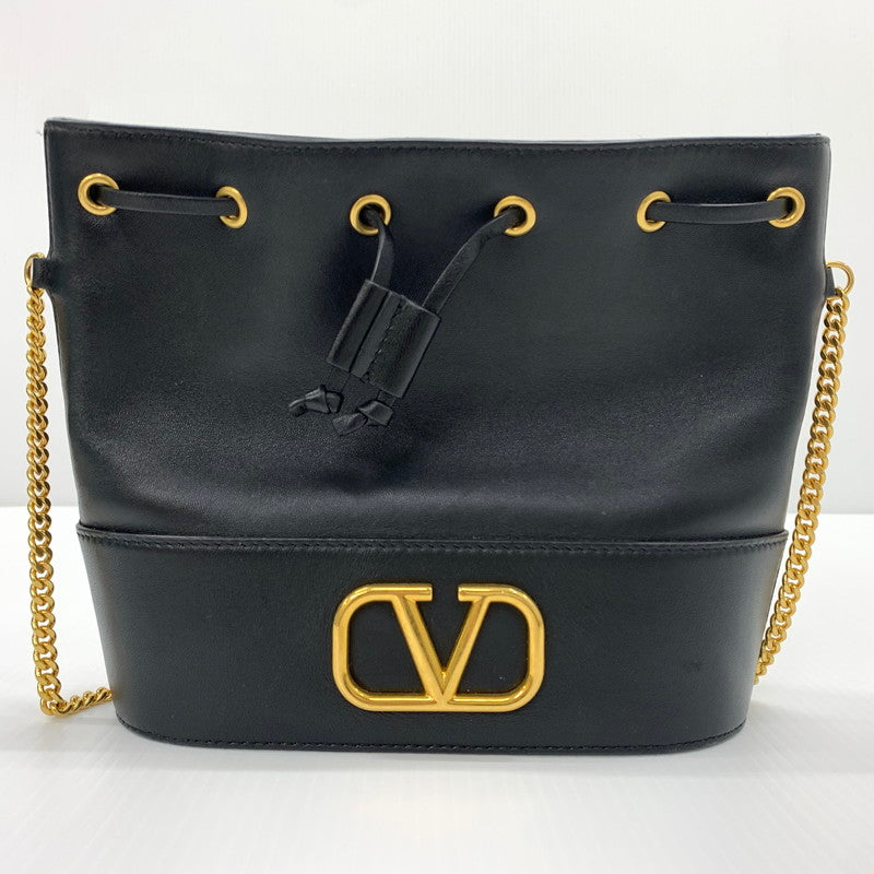 【中古品】【レディース】 VALENTINO GARAVANI ヴァレンティノ ガラヴァーニ Vロゴシグネチャー バケットバッグ カバン レザーバッグ 180-260714-ko-12-tei カラー：ブラック 万代Net店