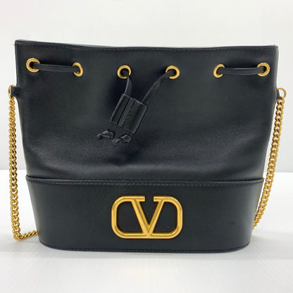 【中古品】【レディース】 VALENTINO GARAVANI ヴァレンティノ ガラヴァーニ Vロゴシグネチャー バケットバッグ カバン レザーバッグ 180-260714-ko-12-tei カラー：ブラック 万代Net店