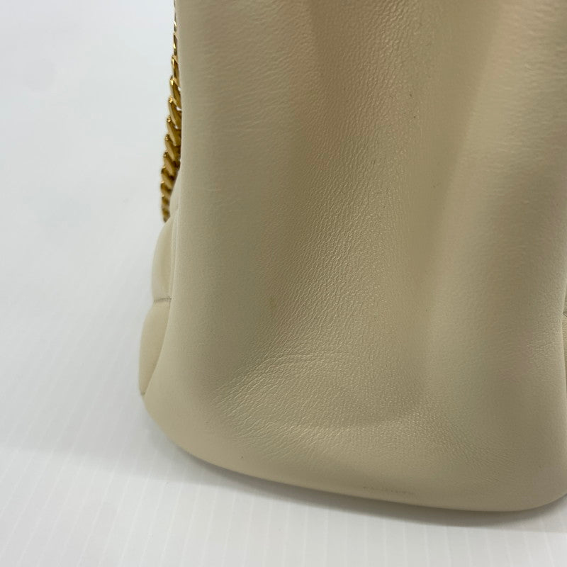 【中古品】【レディース】 VERSACE ヴェルサーチ 1005560 1A03912 キルティング チェーン トートバッグ カバン レザーバッグ メデューサ 180-260714-ko-13-tei カラー：アイボリー系 万代Net店