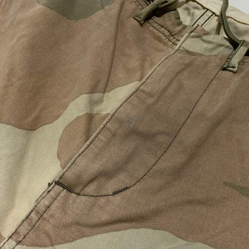 【中古品】【メンズ】 NEIGHBORHOOD ネイバーフッド SHORT CARGO PANTS ショートカーゴパンツ ボトムス カモ 153-260716-ko-18-tei サイズ：M カラー：迷彩 万代Net店