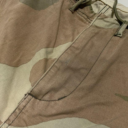 【中古品】【メンズ】 NEIGHBORHOOD ネイバーフッド SHORT CARGO PANTS ショートカーゴパンツ ボトムス カモ 153-260716-ko-18-tei サイズ：M カラー：迷彩 万代Net店