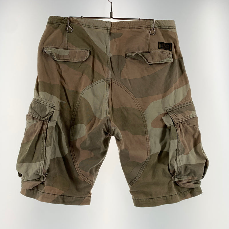 【中古品】【メンズ】 NEIGHBORHOOD ネイバーフッド SHORT CARGO PANTS ショートカーゴパンツ ボトムス カモ 153-260716-ko-18-tei サイズ：M カラー：迷彩 万代Net店
