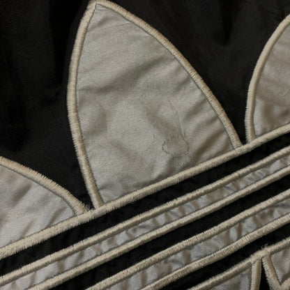 【中古品】【メンズ】 ADIDAS アディダス 80’s ~ 90’s NYLON ZIP JACKET 80～90年代 ナイロン ジップ ジャケット アウター 黒タグ 148-260716-sa-07-tei サイズ：L カラー：ブラック 万代Net店