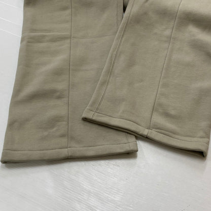 【中古品】【メンズ】 FEAR OF GOD ESSENTIALS フィア オブ ゴッド エッセンシャルズ FLARE SWEATPANT フレア スウェット パンツ ボトムス 153-260718-sa-13-tei サイズ：M カラー：タン 万代Net店