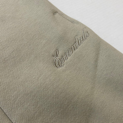 【中古品】【メンズ】 FEAR OF GOD ESSENTIALS フィア オブ ゴッド エッセンシャルズ FLARE SWEATPANT フレア スウェット パンツ ボトムス 153-260718-sa-13-tei サイズ：M カラー：タン 万代Net店