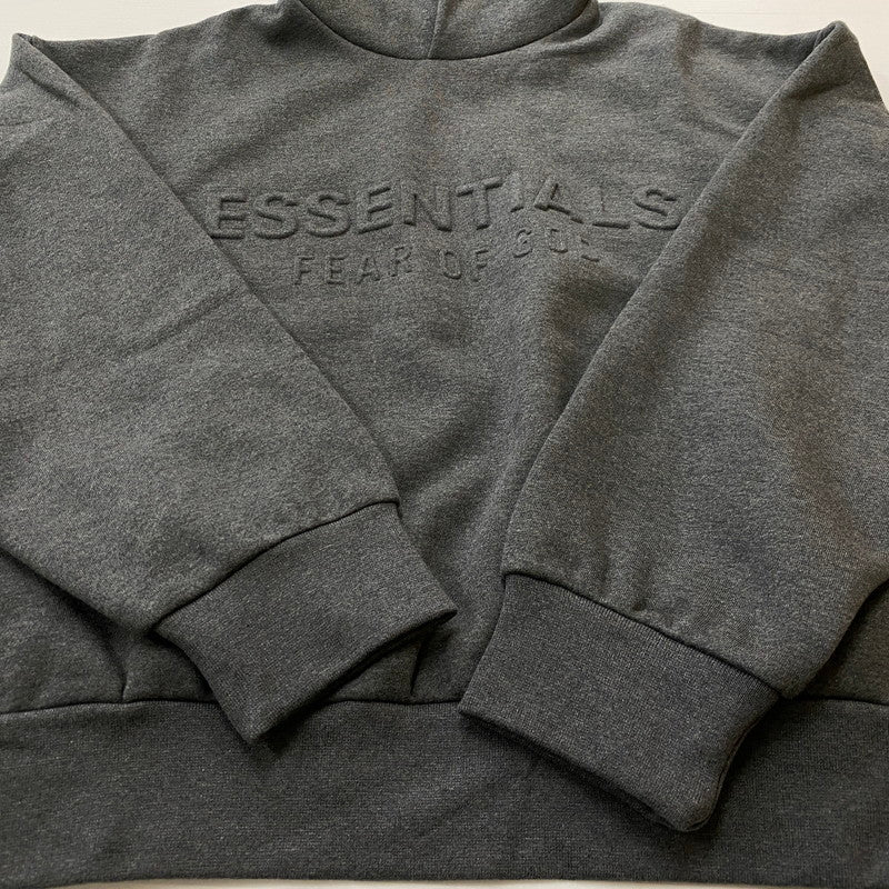【中古品】【メンズ】 FEAR OF GOD ESSENTIALS フィア オブ ゴッド エッセンシャルズ EMBOS CLASSIC HOODIE エンボス クラシック フーディー 長袖 トップス プルーオーバーパーカー 142-260718-sa-11-tei サイズ：M カラー：グレー 万代Net店