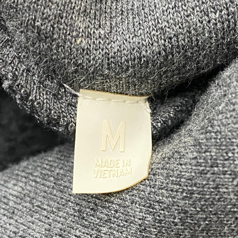 【中古品】【メンズ】 FEAR OF GOD ESSENTIALS フィア オブ ゴッド エッセンシャルズ EMBOS CLASSIC HOODIE エンボス クラシック フーディー 長袖 トップス プルーオーバーパーカー 142-260718-sa-11-tei サイズ：M カラー：グレー 万代Net店