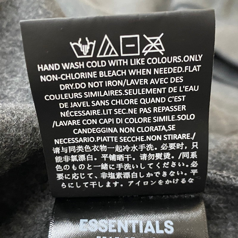 【中古品】【メンズ】 FEAR OF GOD ESSENTIALS フィア オブ ゴッド エッセンシャルズ EMBOS CLASSIC HOODIE エンボス クラシック フーディー 長袖 トップス プルーオーバーパーカー 142-260718-sa-11-tei サイズ：M カラー：グレー 万代Net店