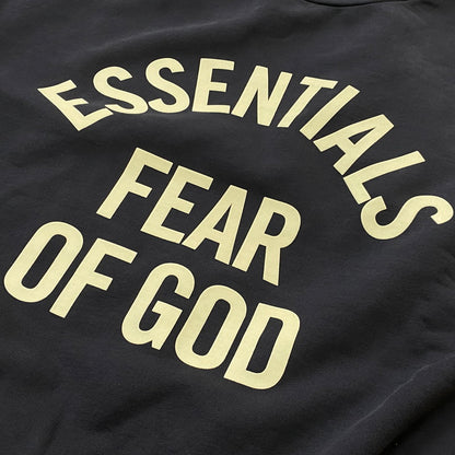 【中古品】【メンズ】 FEAR OF GOD ESSENTIALS フィア オブ ゴッド エッセンシャルズ CAMPUS 90's LONG SLEEVE SWEAT キャンパス 90年代 ロング スリーブ スウェット 長袖 トップス トレーナー 142-260718-sa-06-tei サイズ：L カラー：ブラック 万代Net店